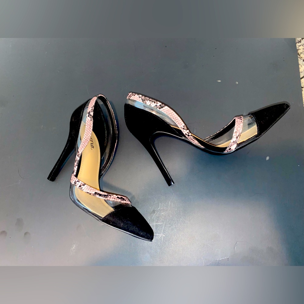Pointy Toe High Heels size 7.5